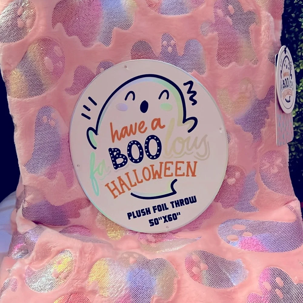 🩷👻Pink ghost foil blanket
